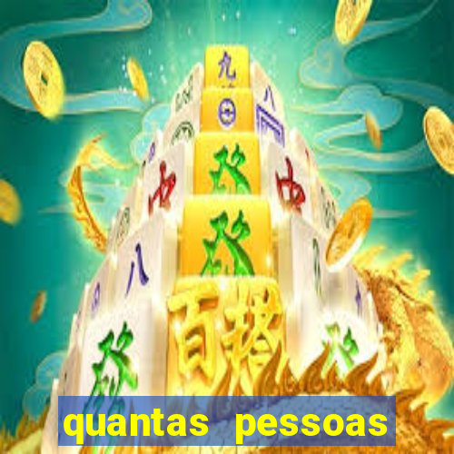 quantas pessoas cabem no beto carrero